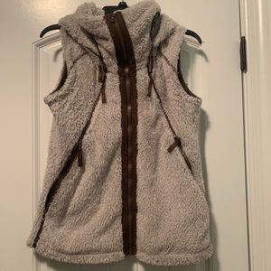 Kuhl Tan Fur Fleece Flight Vest, Women’s Size M